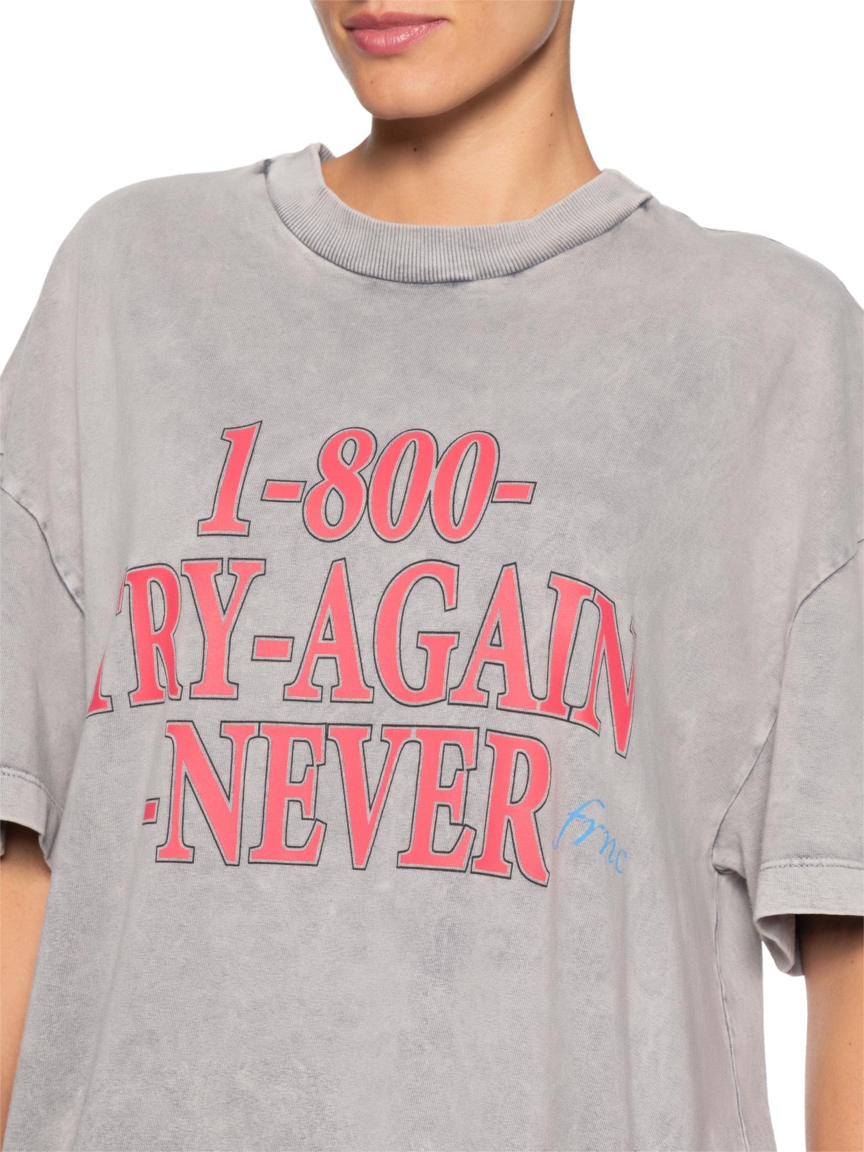 Camiseta Feminina Max Try Again Cinza Francesca