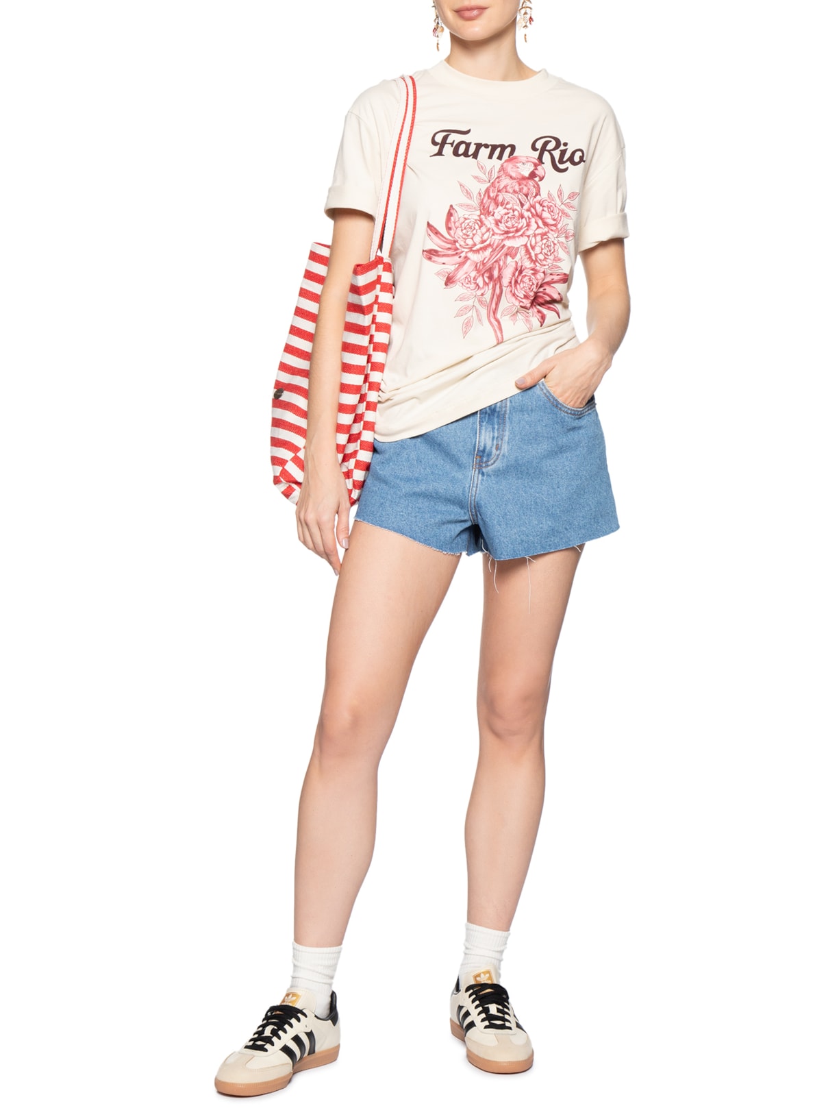 Camiseta Feminina Média Arara Em Flores Rosa Farm