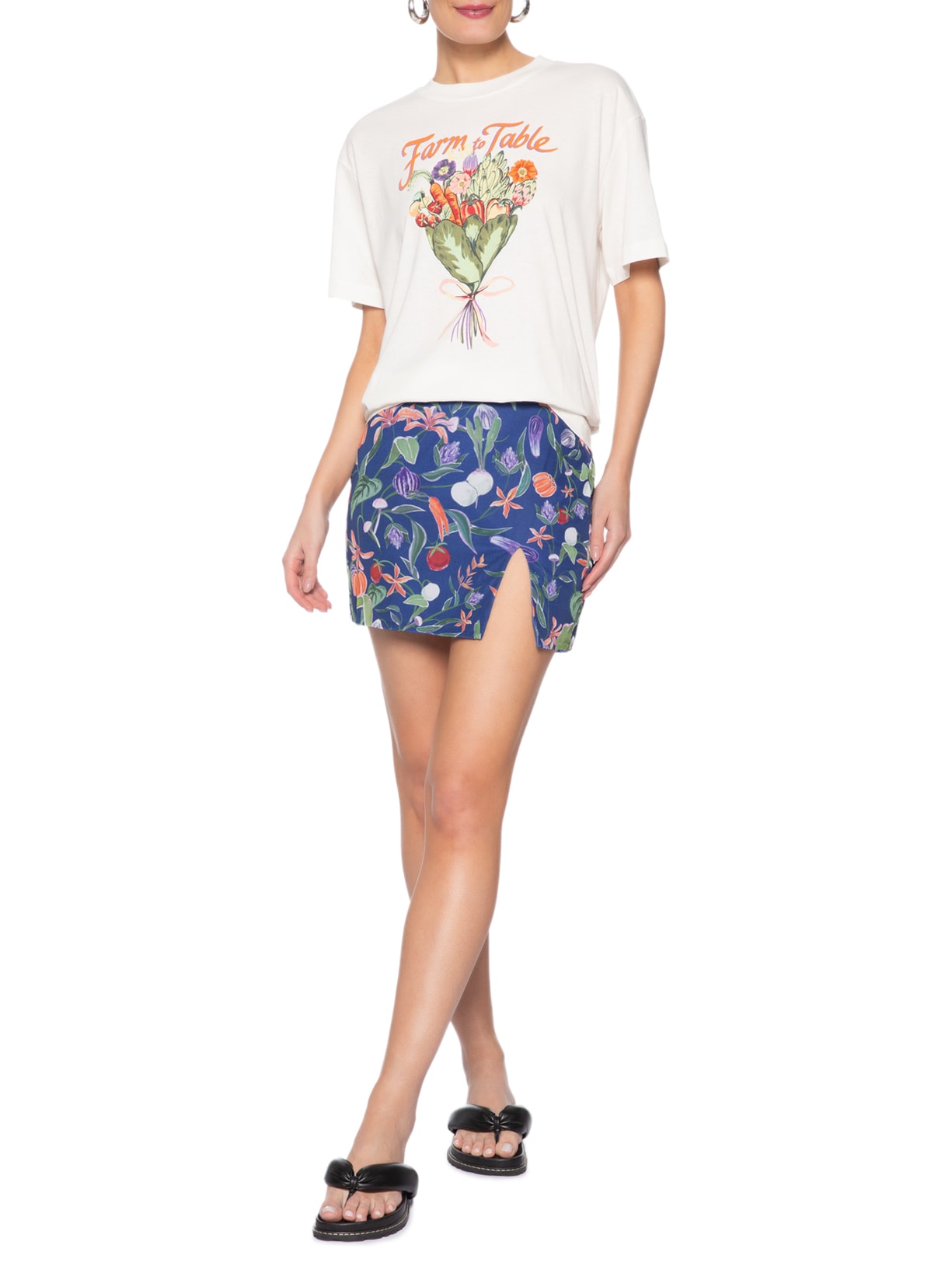Camiseta Feminina Média Bouquet Feira  – Branco Farm