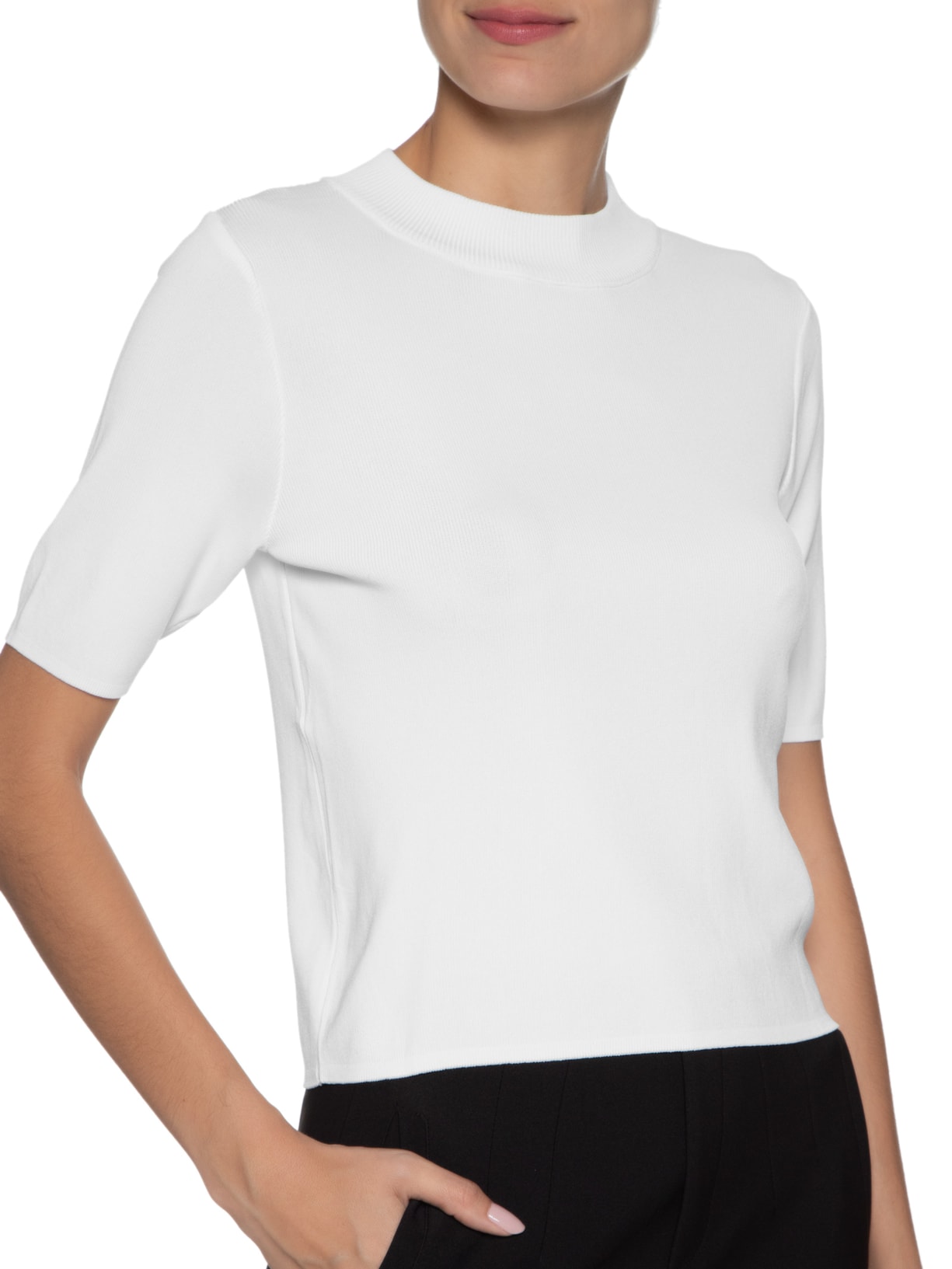 Camiseta Feminina Modal Com Gola Branco Basiq