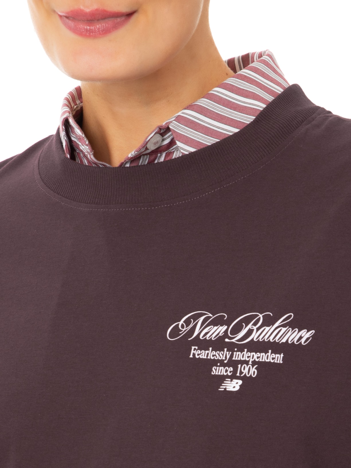 Camiseta Feminina Pressed Flowers Marrom New Balance