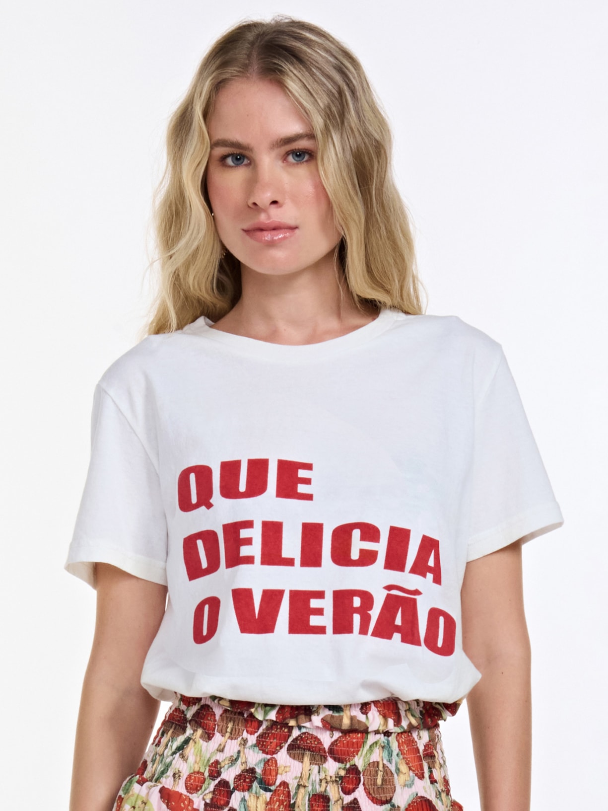 Camiseta Feminina Que Delícia O Verão Branco Triya