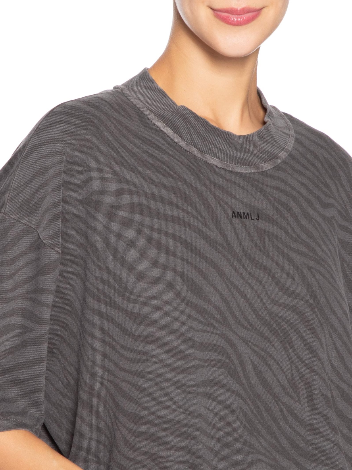 Camiseta Feminina Silk Zebra Cinza Animale Jeans