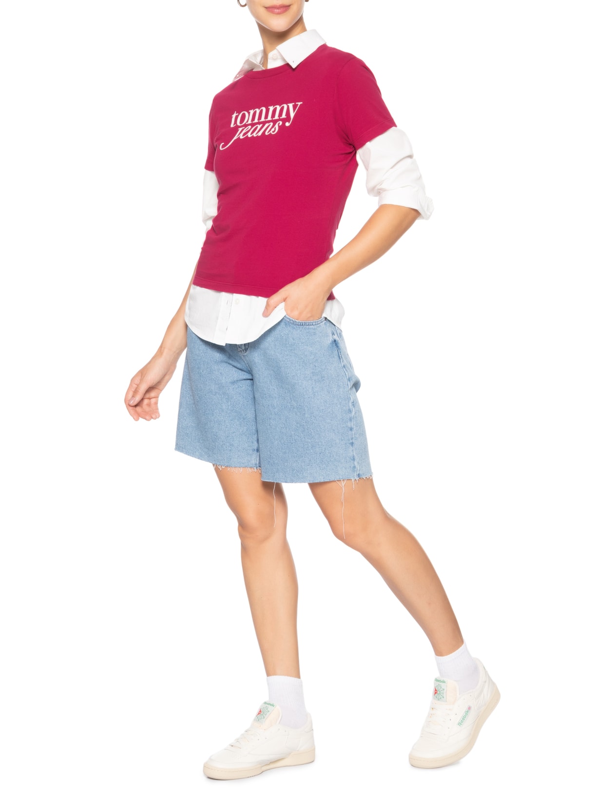 ?Camiseta Feminina Slim Essential Logo Tee Ext Rosa Tommy Jeans