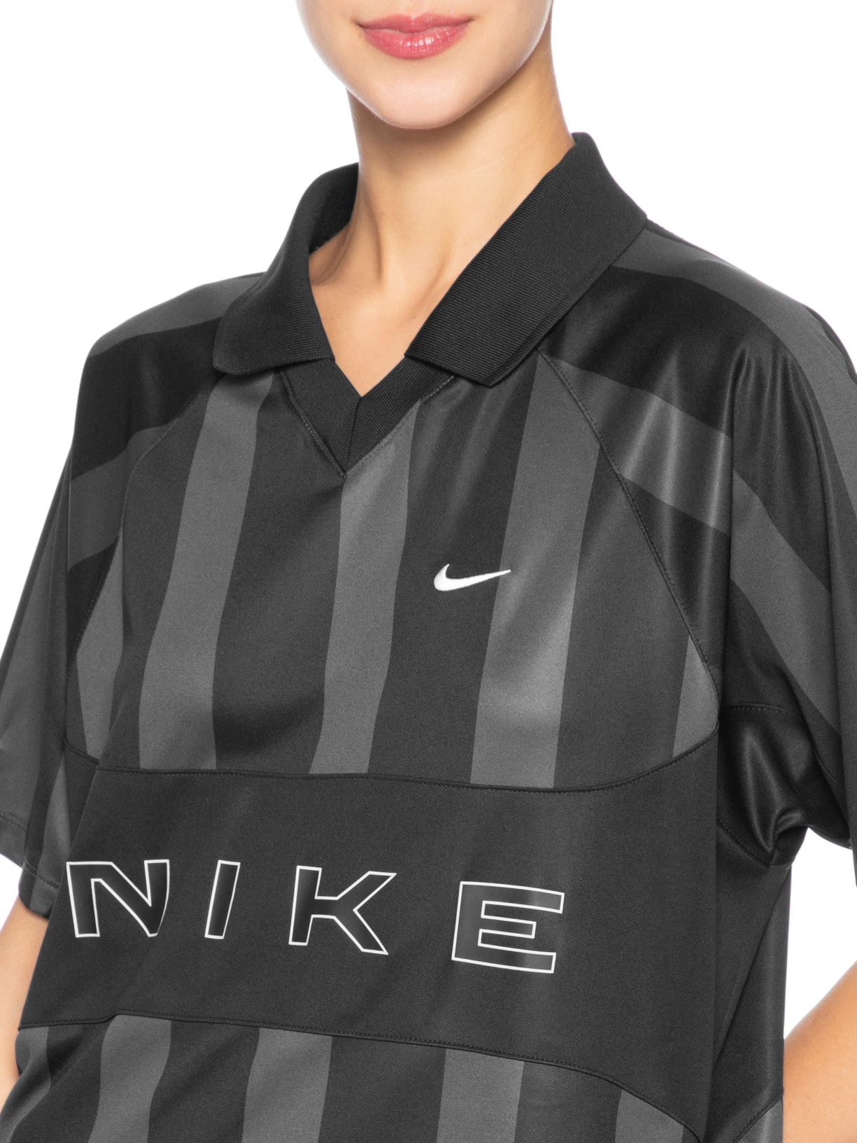 Camiseta Feminina Street Oversized Jersey Preto Nike