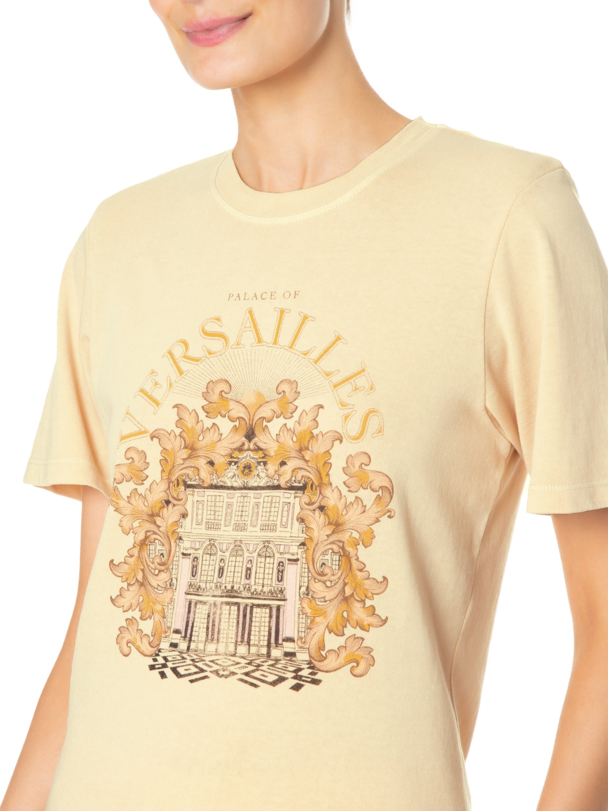 Camiseta Feminina Versailles Bege Carol Bassi