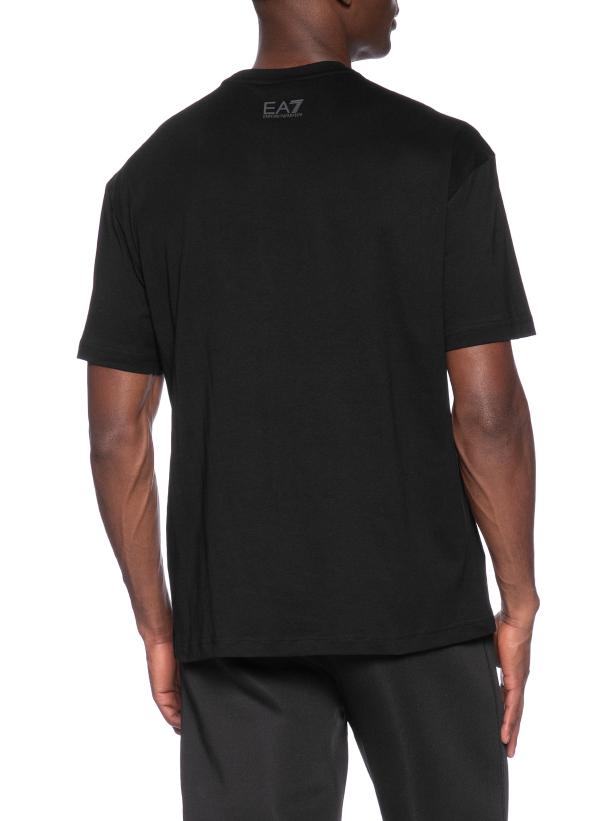 Camiseta Manga Curta Masculina Train Logo Series Logo Barred Preto Ea7 Emporio Armani