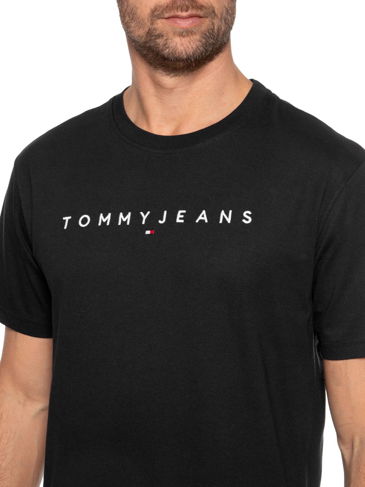 Camiseta Masculina AB TJM Regular Linear Logo Tee Ext Preto Tommy Jeans