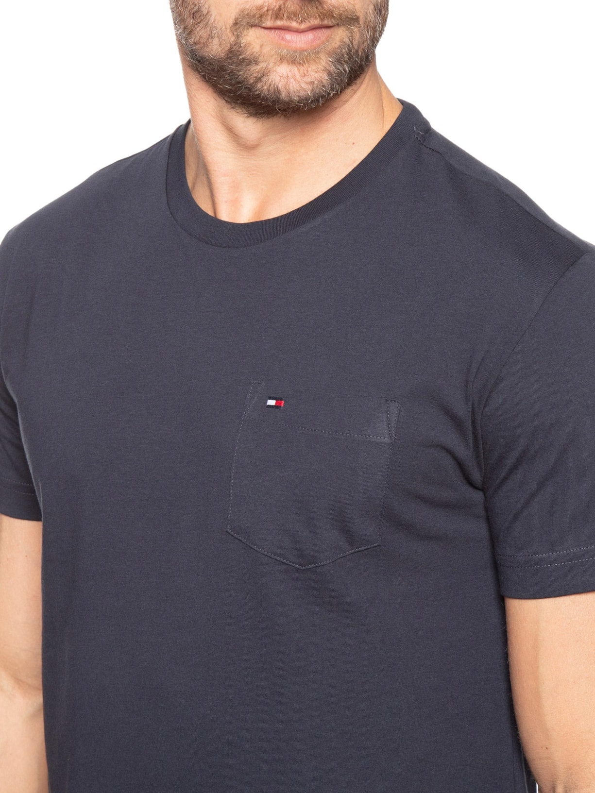 Camiseta Masculina Básica Com Bolso Regular Fit Em Algodão Azul Tommy Hilfiger