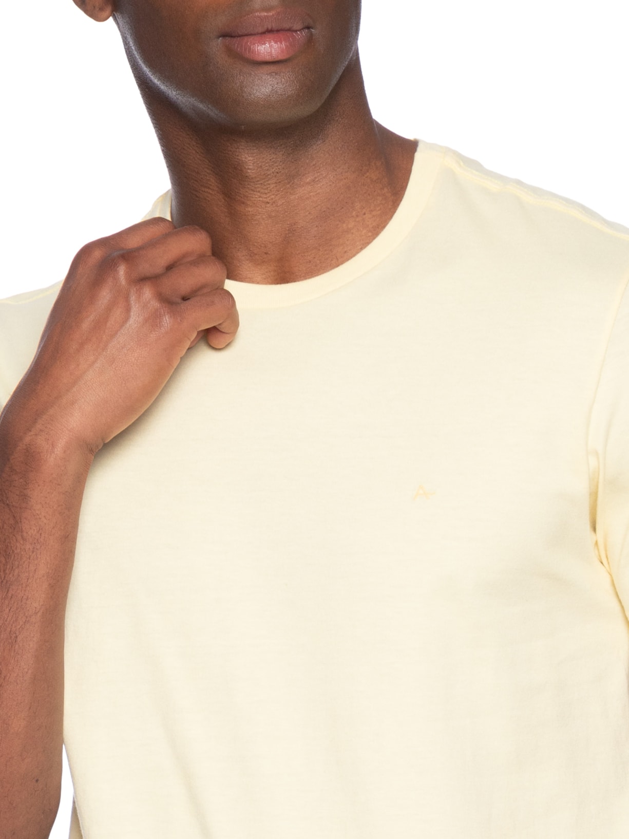 Camiseta Masculina Básica em Algodão Amarelo Manteiga Aramis