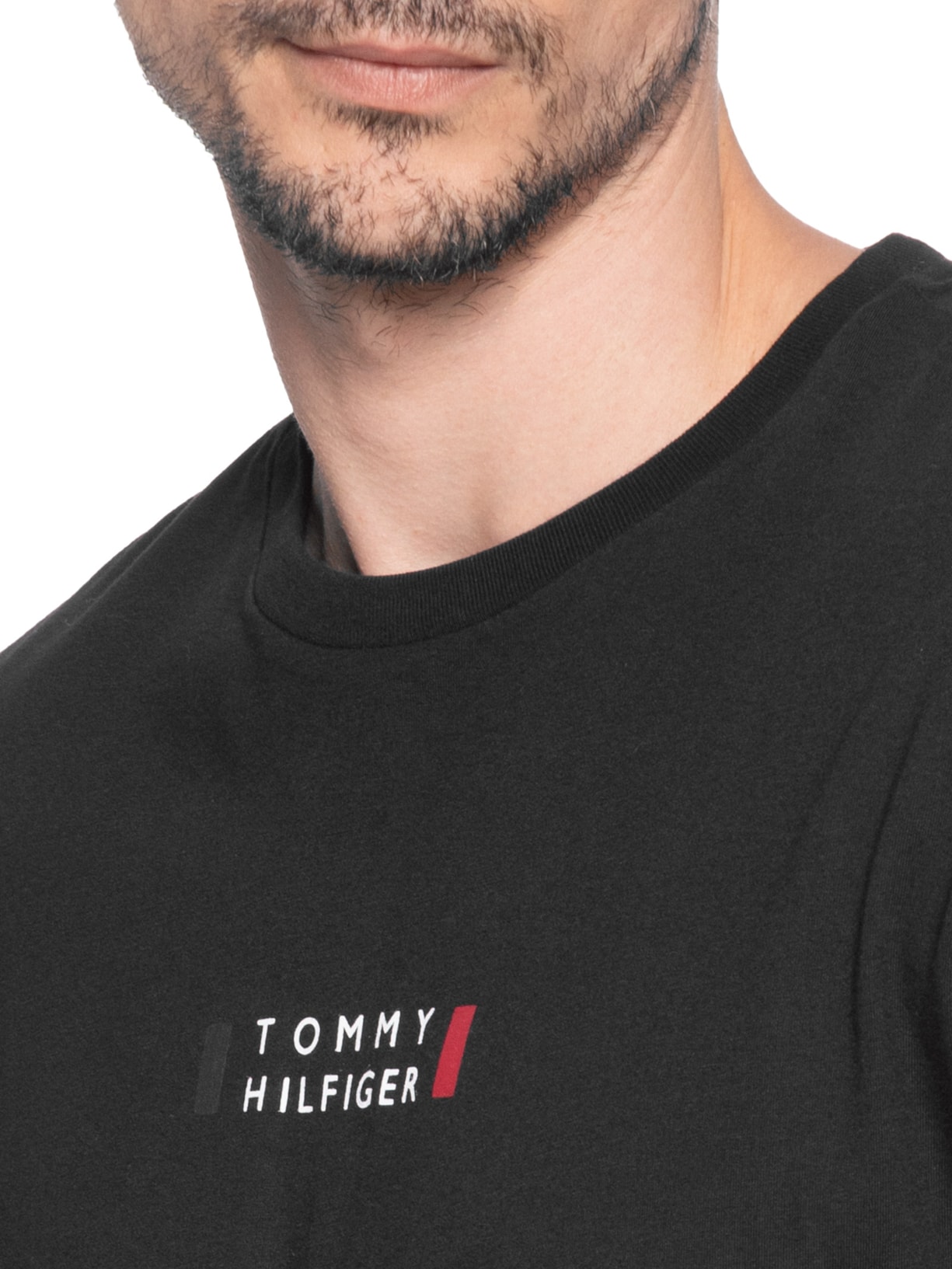 Camiseta Masculina Brand Of Love Print Preto Tommy Hilfiger