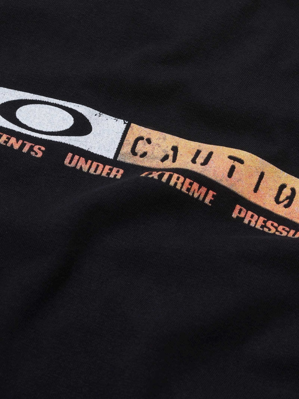 Camiseta Masculina Caution Preto Piet + Oakley