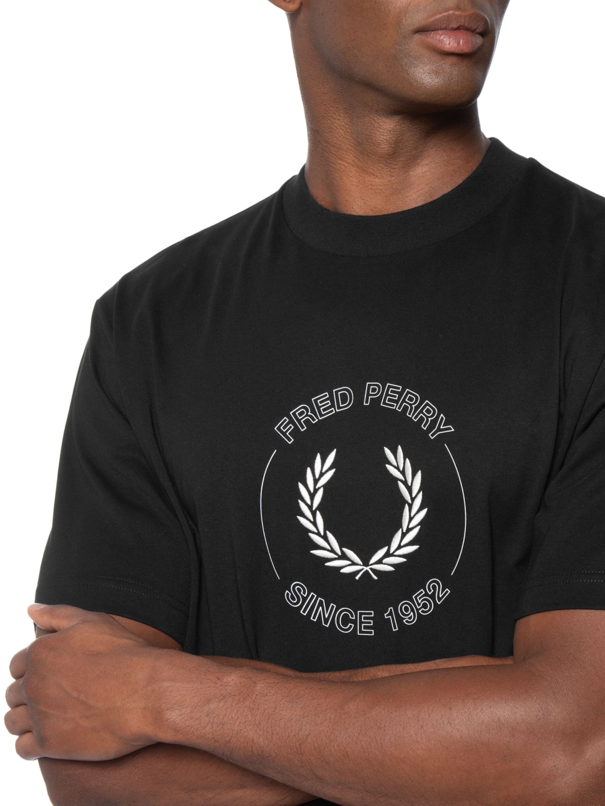 Camiseta Masculina Circle Graphic Preto Fred Perry