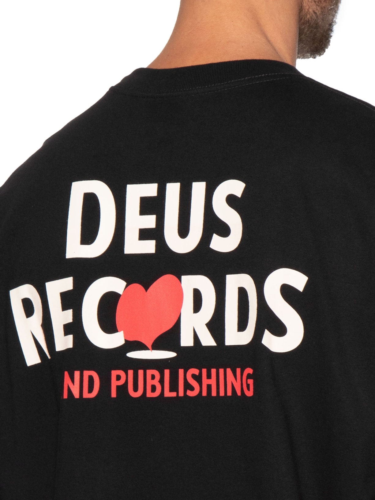 Camiseta Masculina Deep Cut Preto Deus Ex Machina