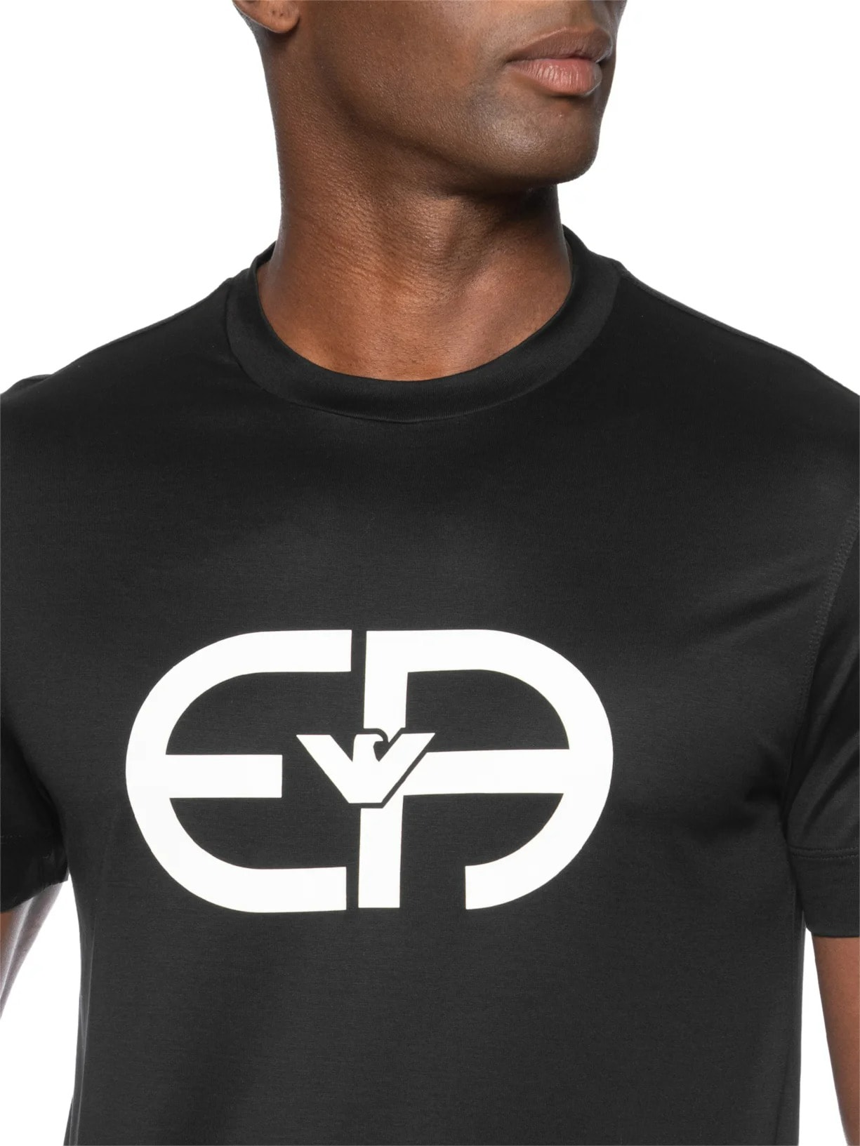 Camiseta Masculina EA Logo Redondo Preto Emporio Armani