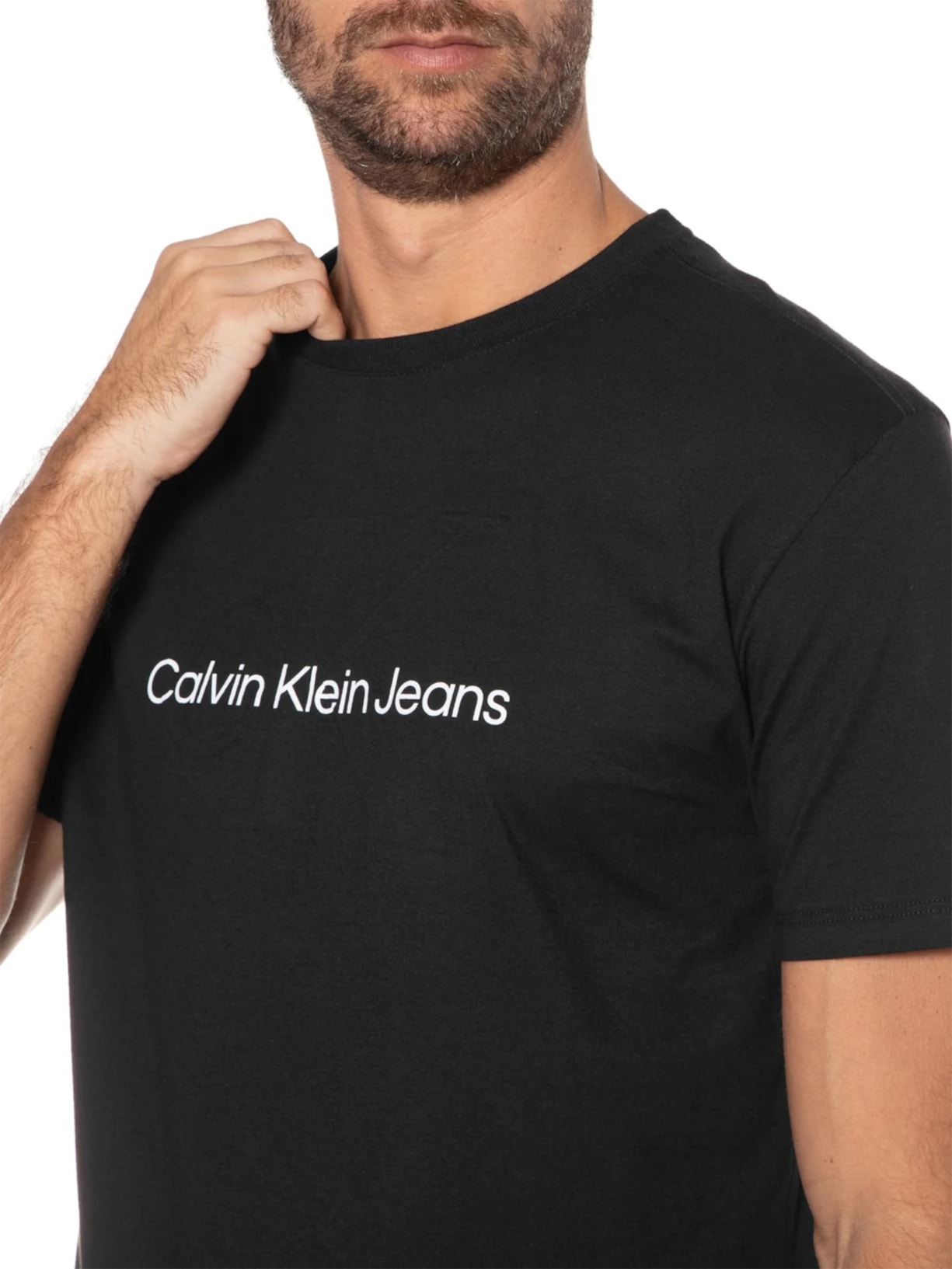 Camiseta Masculina Embossed Preto Calvin Klein Jeans