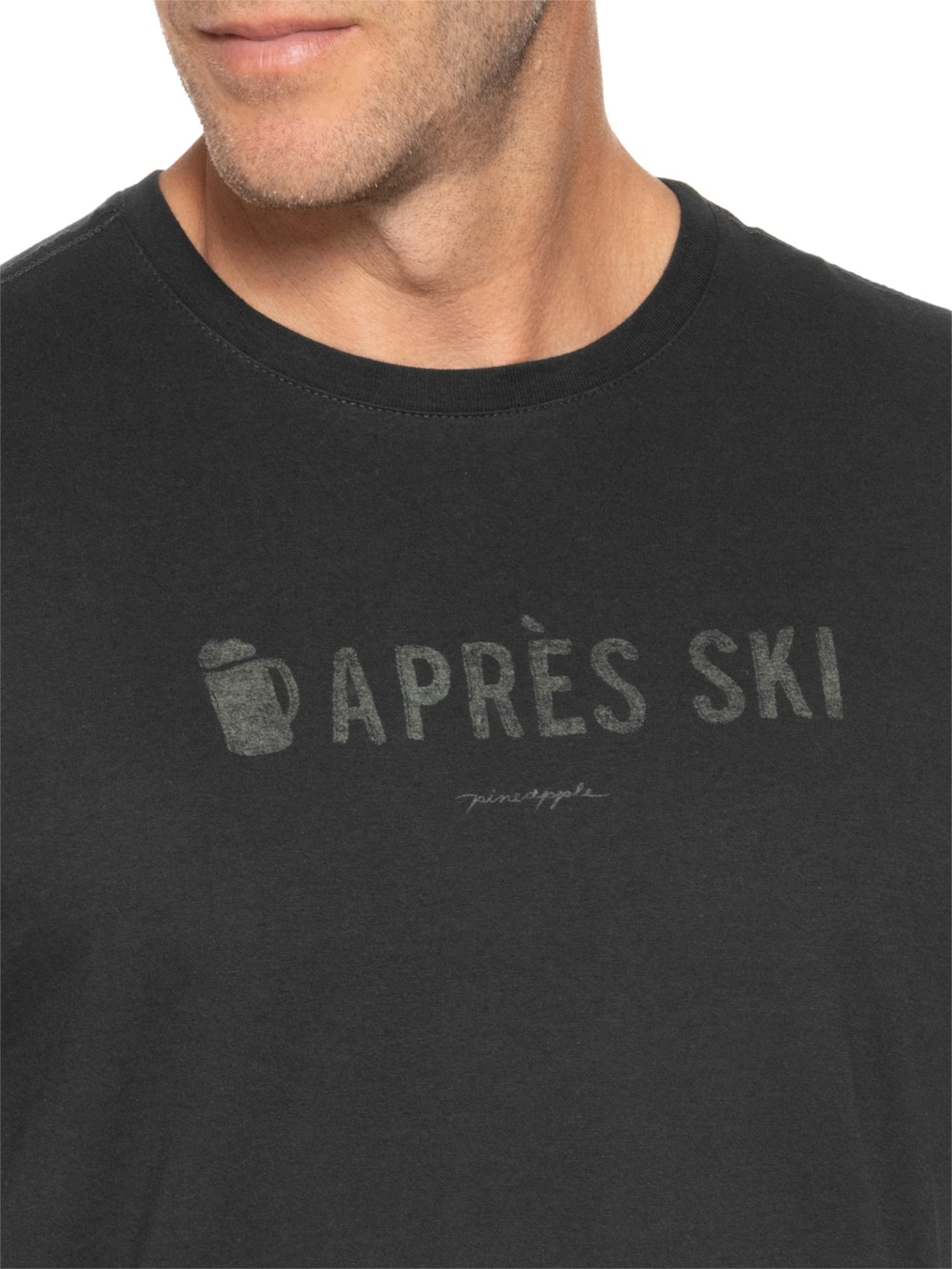 Camiseta Masculina Estampa Aprés Ski Preto Pineapple