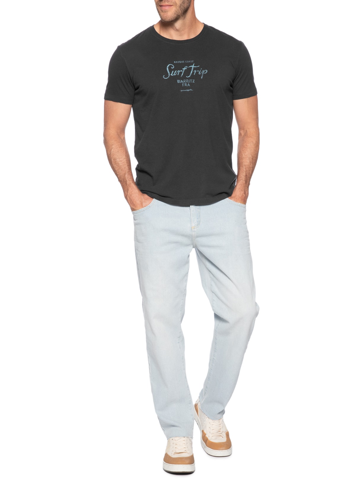 Camiseta Masculina Estampa Surf Trip Preto Pineapple