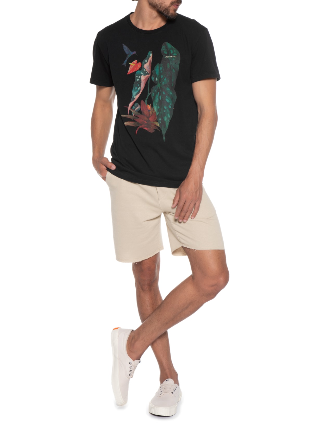 Camiseta Masculina Estampada Arranjo Tropics Preto Reserva