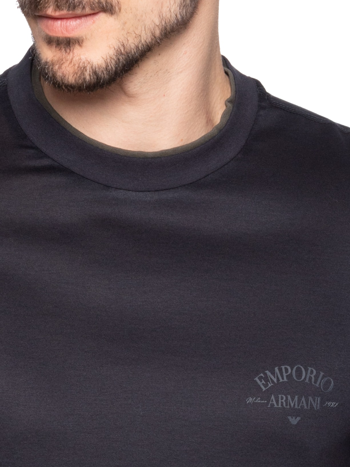 Camiseta Masculina Friso Colar Preto Emporio Armani