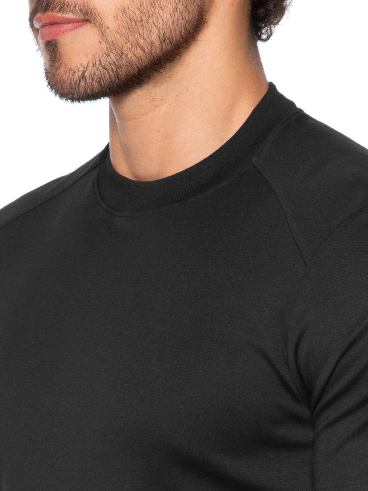 Camiseta Masculina Interlock com Recorte – Preto Ricardo Almeida