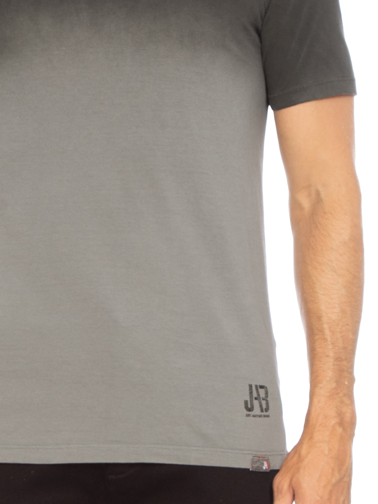 Camiseta Masculina Kinnari Cinza Jab
