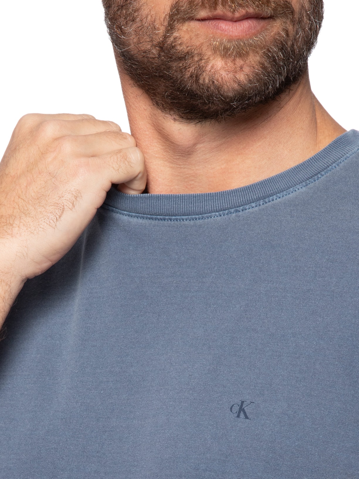 Camiseta Masculina Logo Monograma Pigmento Azul Calvin Klein Jeans