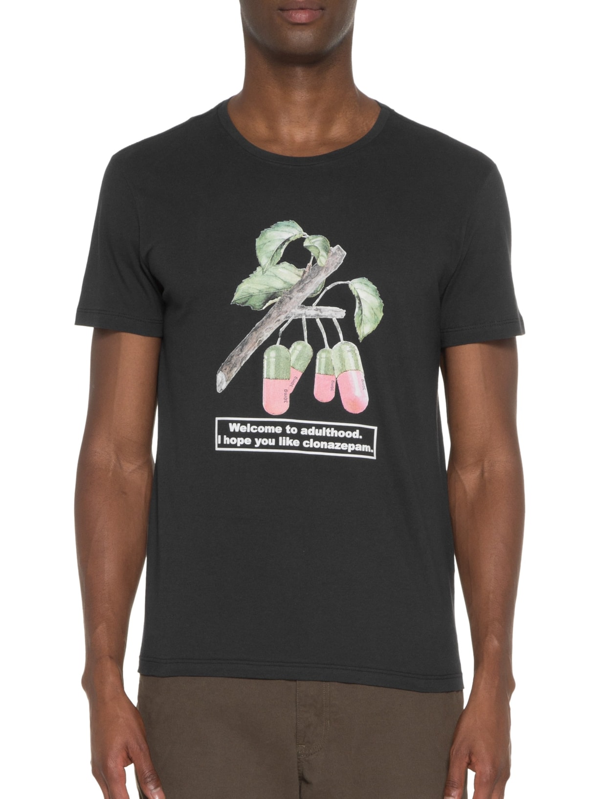 Camiseta Masculina Manga Curta Botânica Pills Preto Sergio K