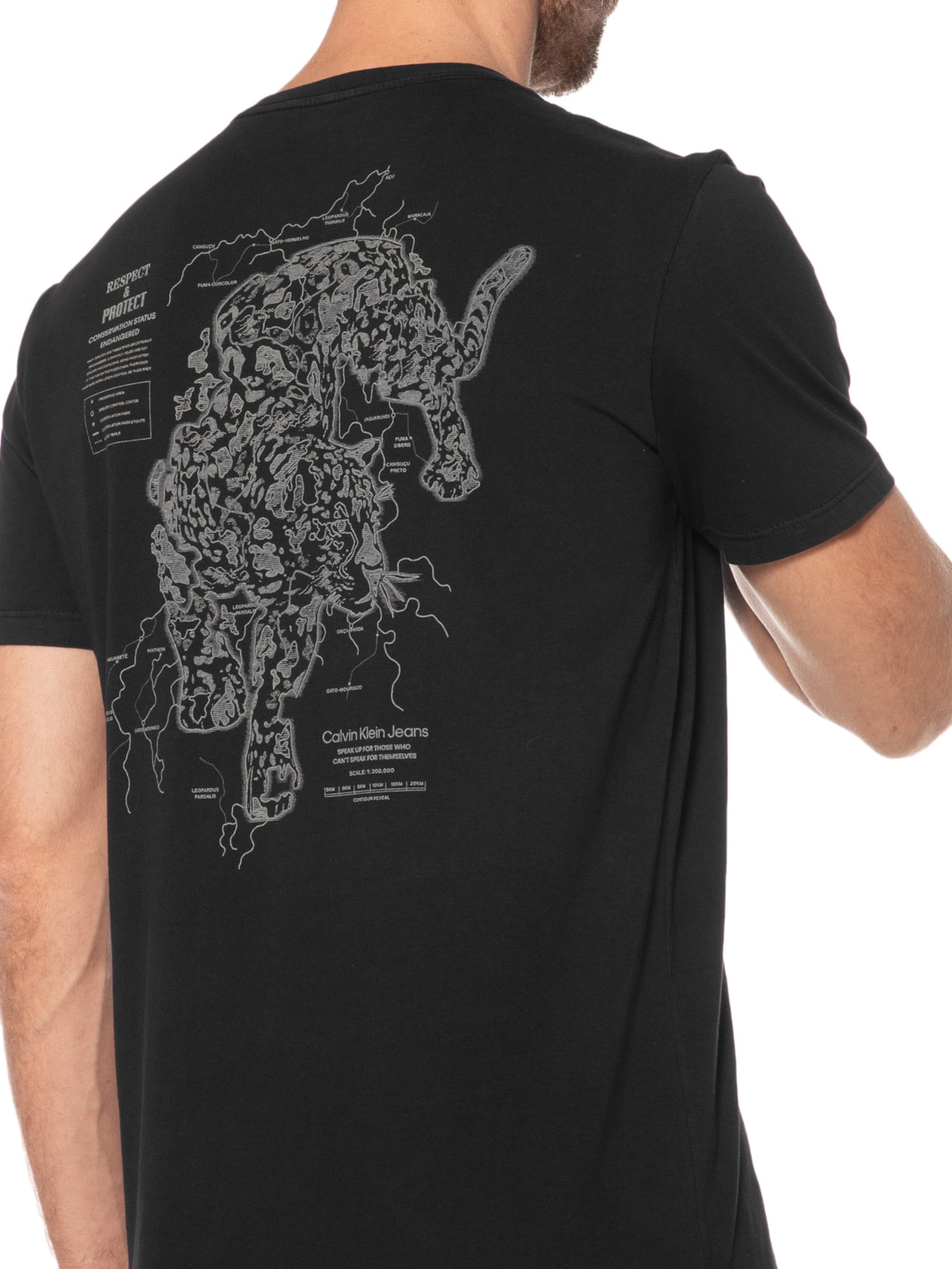 Camiseta Masculina Manga Curta Conservation Route Preto Calvin Klein Jeans