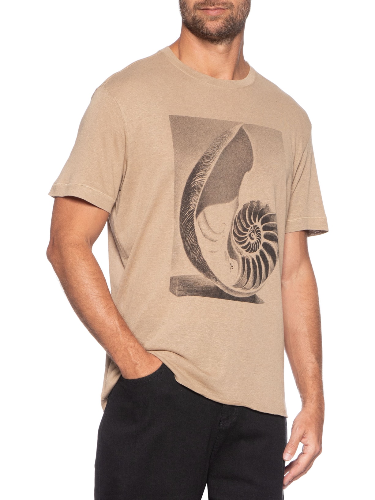 Camiseta Masculina Manga Curta Gola Careca Concha Caiçara Bege Osklen