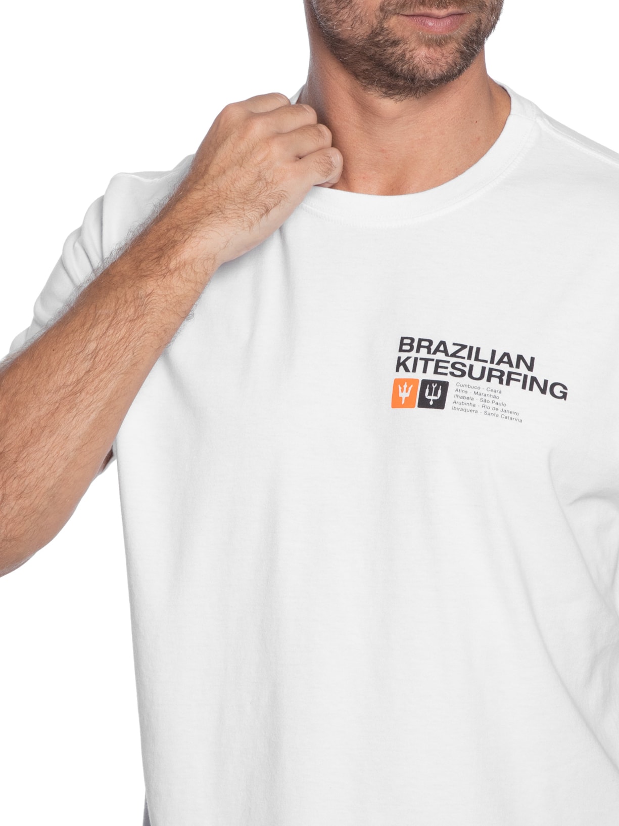 Camiseta Masculina Manga Curta Gola Careca Vintage Brazilian Kitesurfing Branco Osklen
