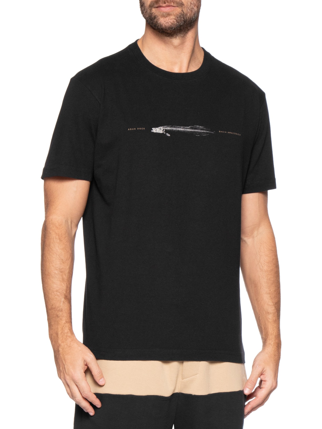 Camiseta Masculina Manga Curta Gola Careca Vintage Pirarucu Preto Osklen