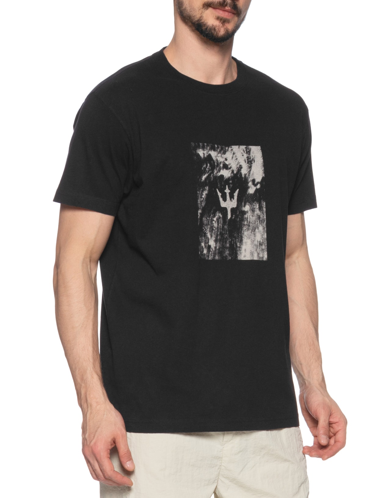 Camiseta Masculina Manga Curta Gola Careca Vintage Tridente Areia Preto Osklen