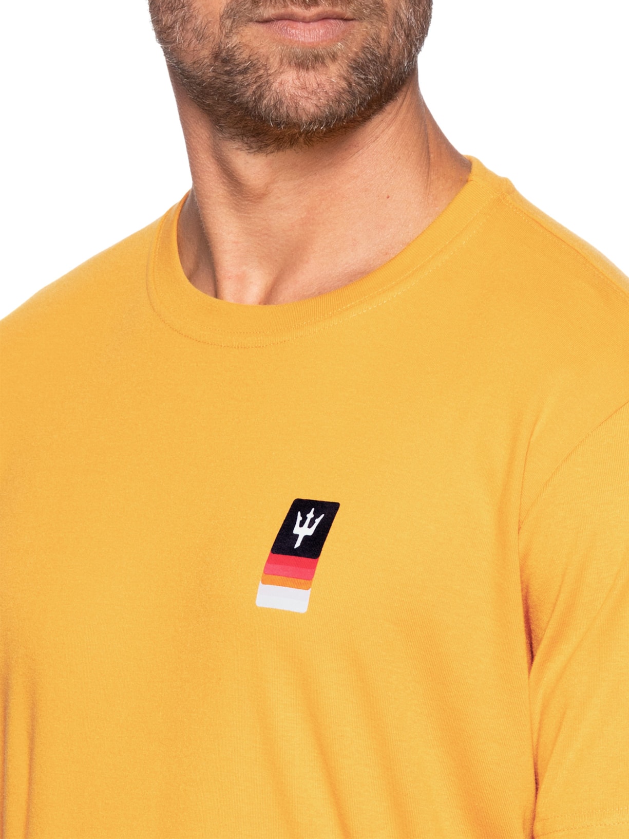 Camiseta Masculina Manga Curta Tridente Degradê Amarelo Osklen