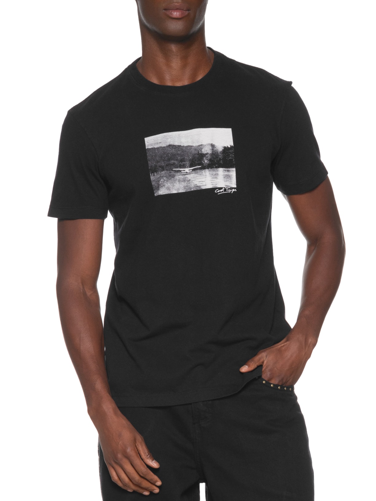 Camiseta Masculina Manga Curta Vintage Cool Trips Preto Osklen