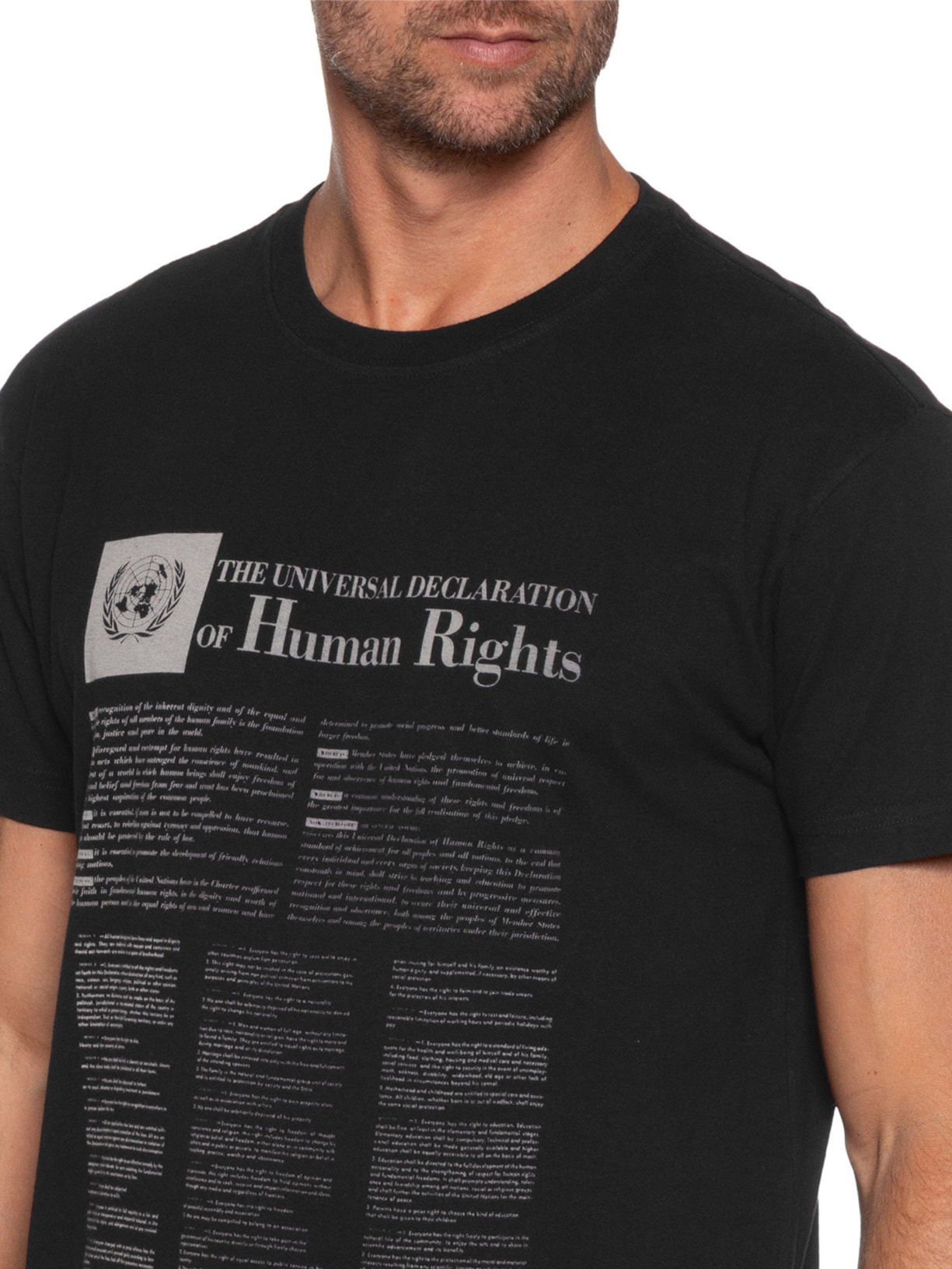 Camiseta Masculina Manga Curta Vintage Human Right Preto Osklen