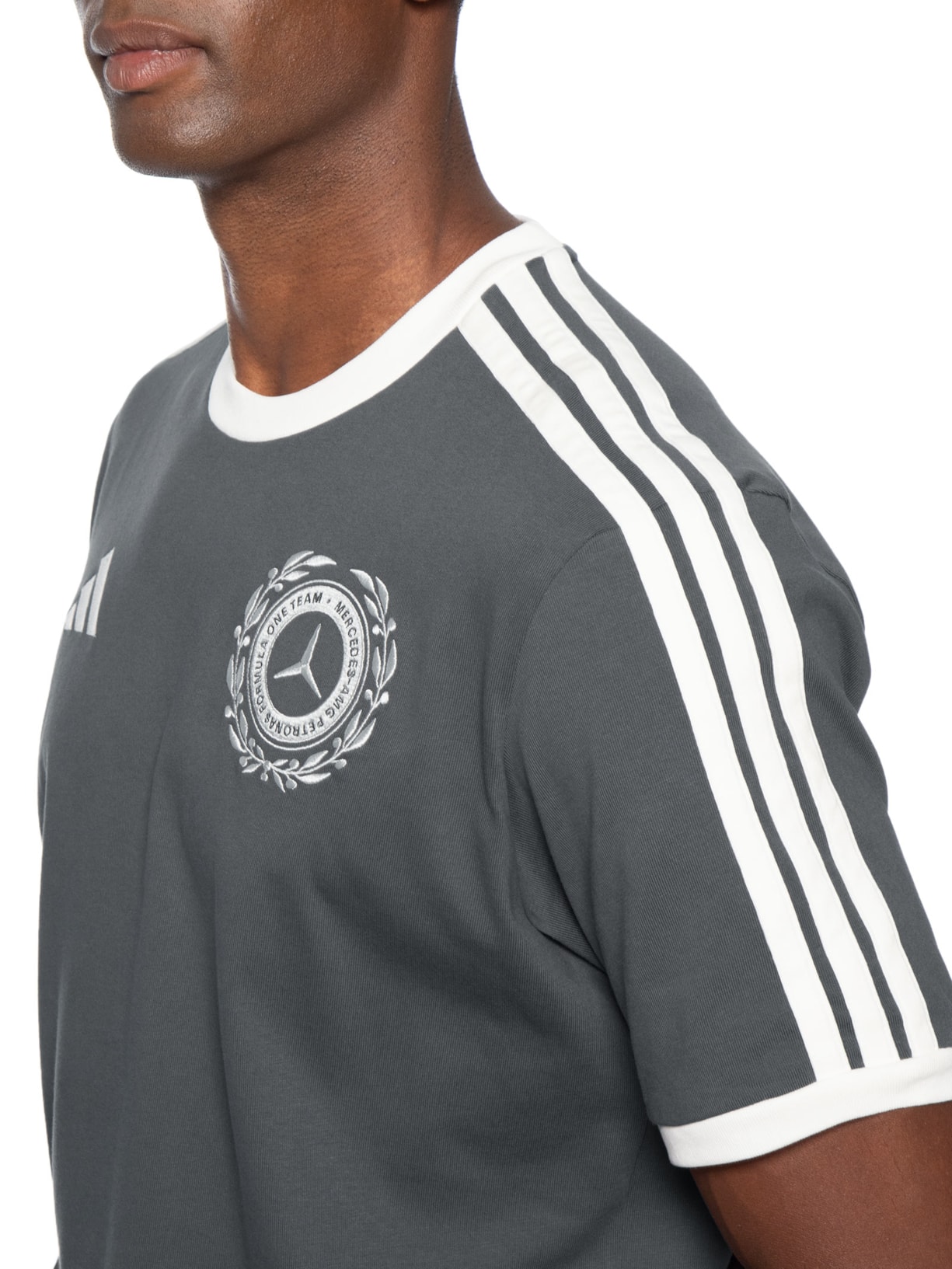 Camiseta Masculina Mercedes Amg Petronas Cinza Adidas + Mercedes