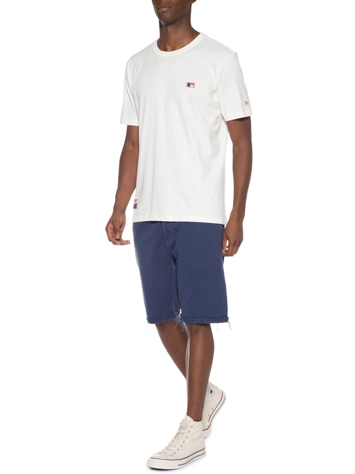 Camiseta Masculina Modern Classic Batterco Off White New Era