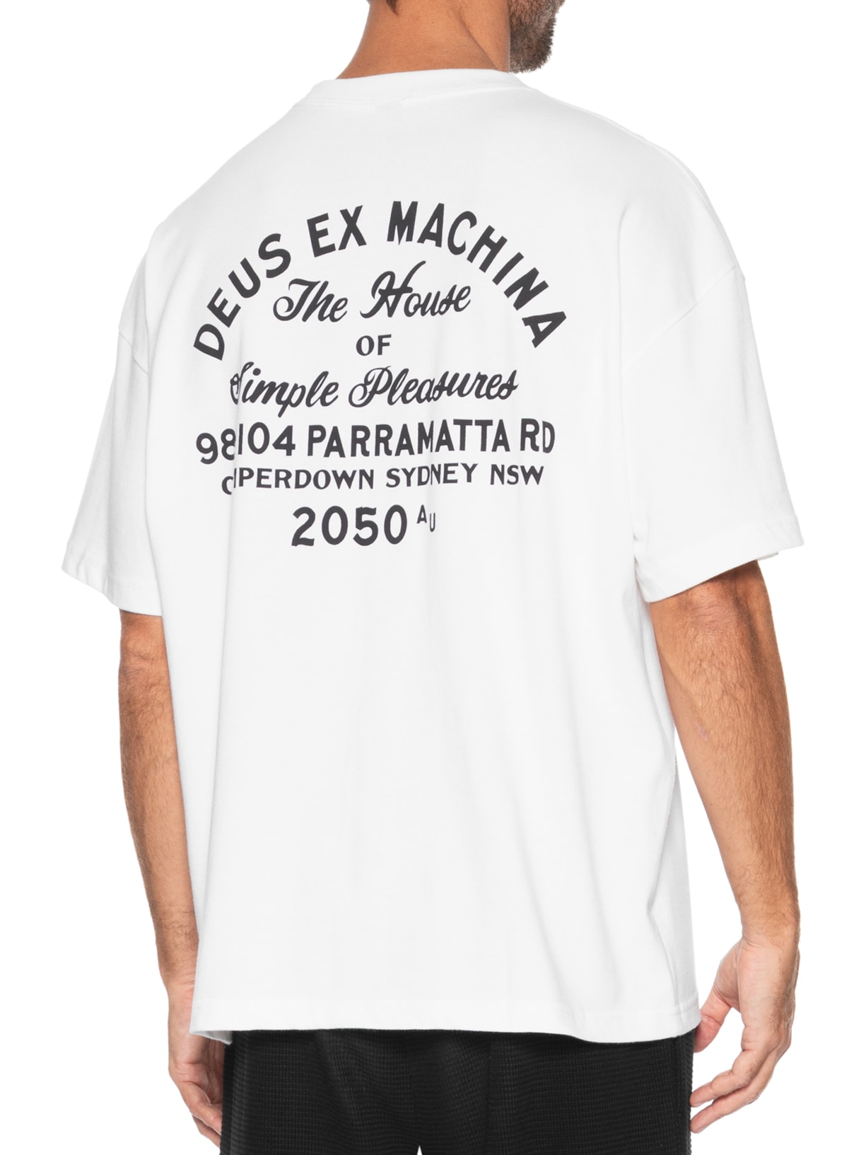 Camiseta Masculina Oversized Camperdown Sign – Branco Deus Ex Machina