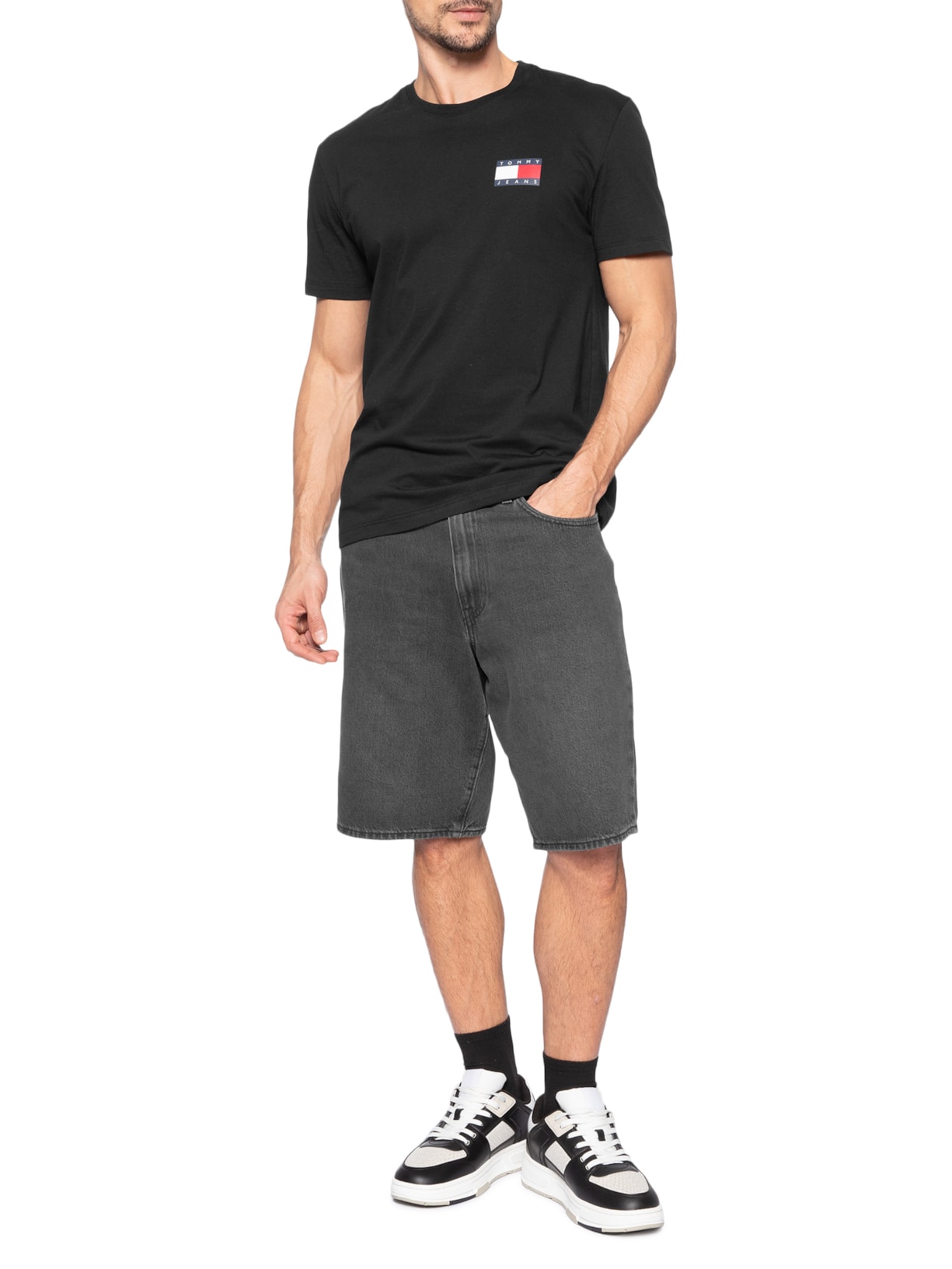 Camiseta Masculina Regular Fit Essential Flag – Preto Tommy Jeans