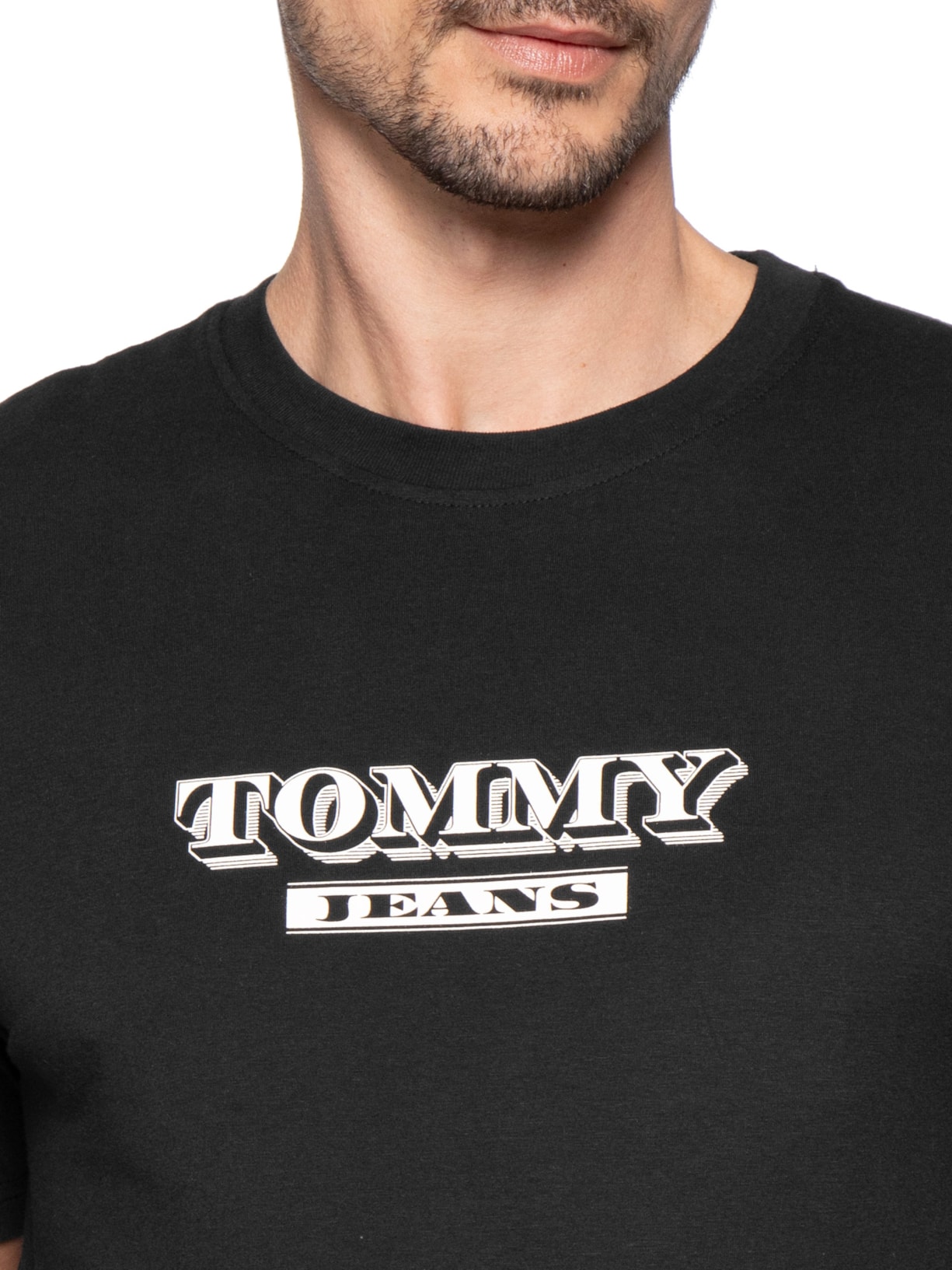 Camiseta Masculina Regular Fit Estampada Bills Font Preto Tommy Jeans