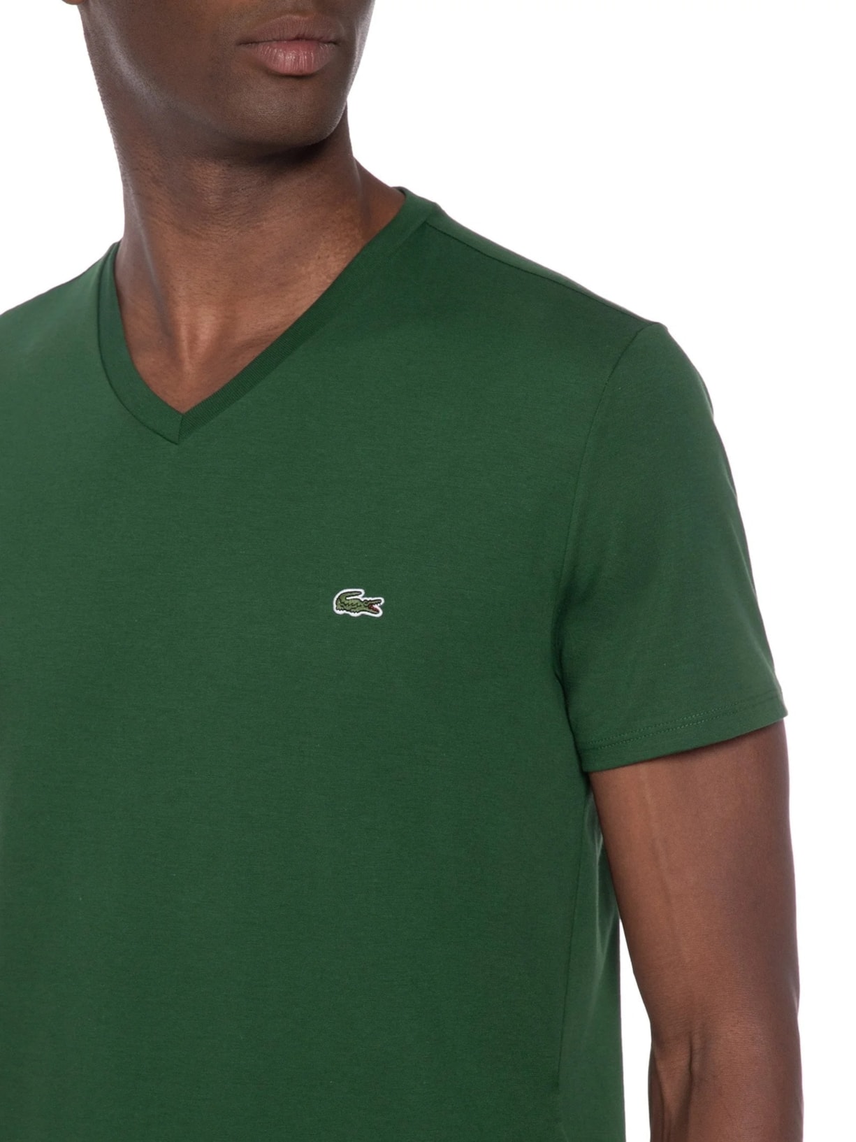 Camiseta Masculina Regular Fit Gola V Em Algodão Pima Verde  Lacoste