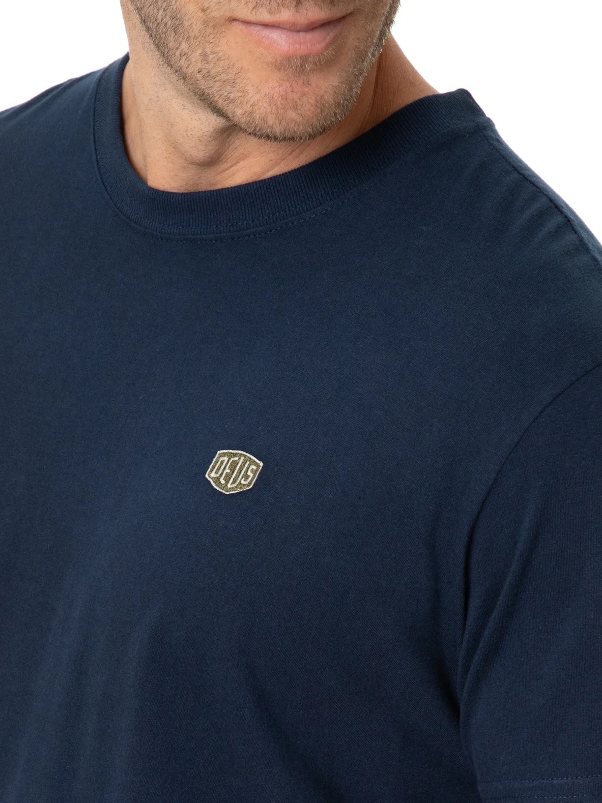 Camiseta Masculina Shield Standard Azul Deus Ex Machina