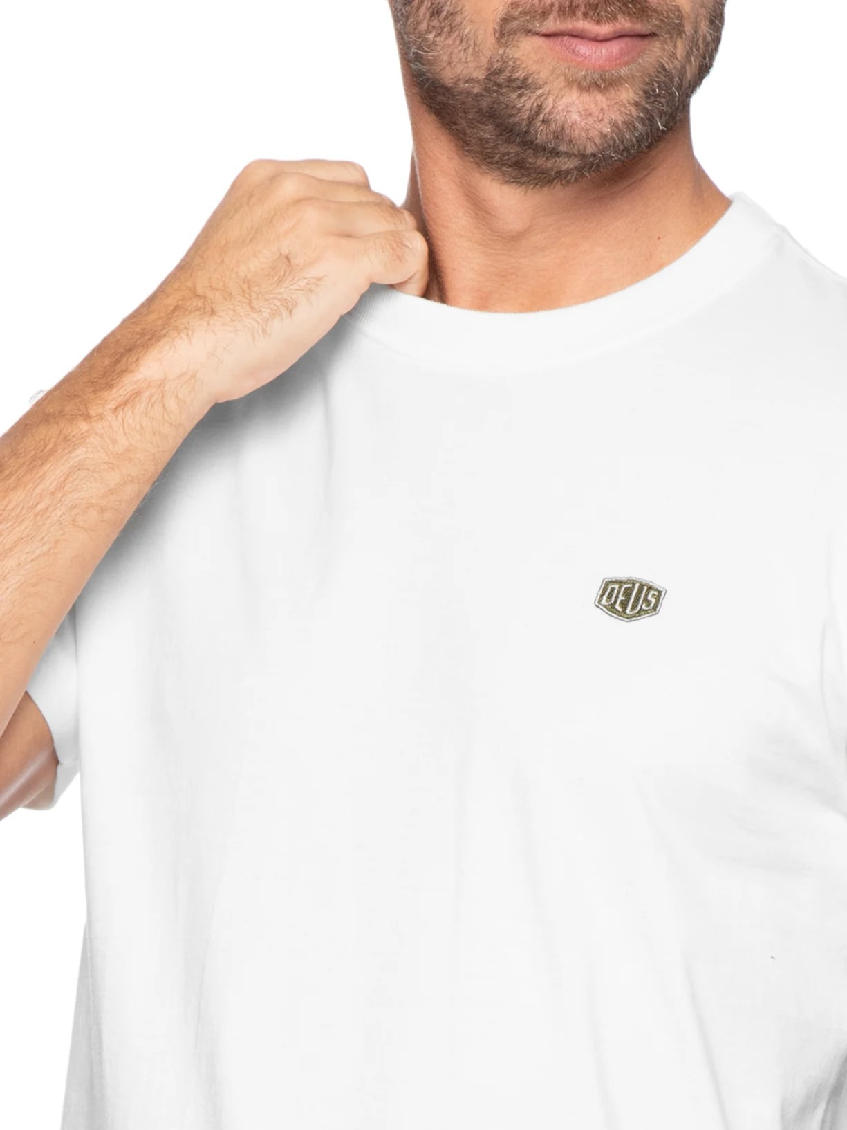 Camiseta Masculina Shield Standard Off White Deus Ex Machina