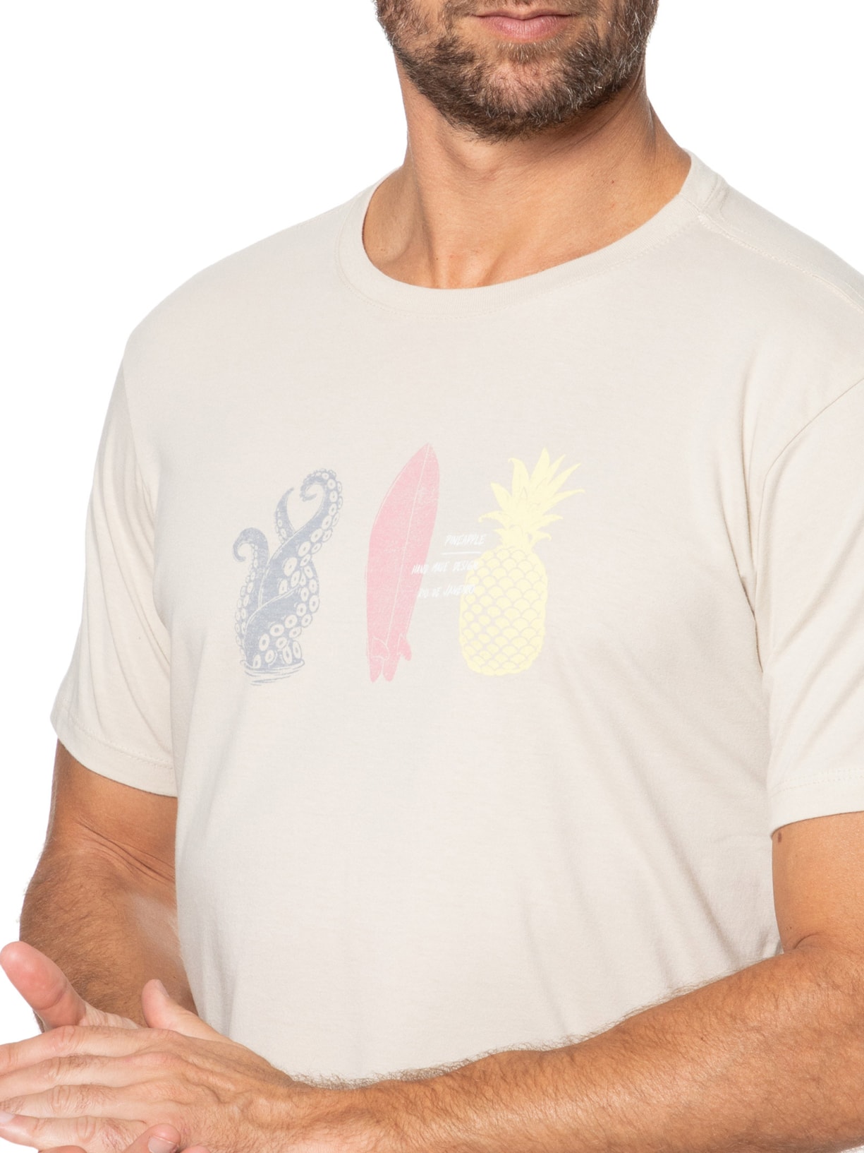 Camiseta Masculina Silkada Carimbo Pine Bege Pineapple