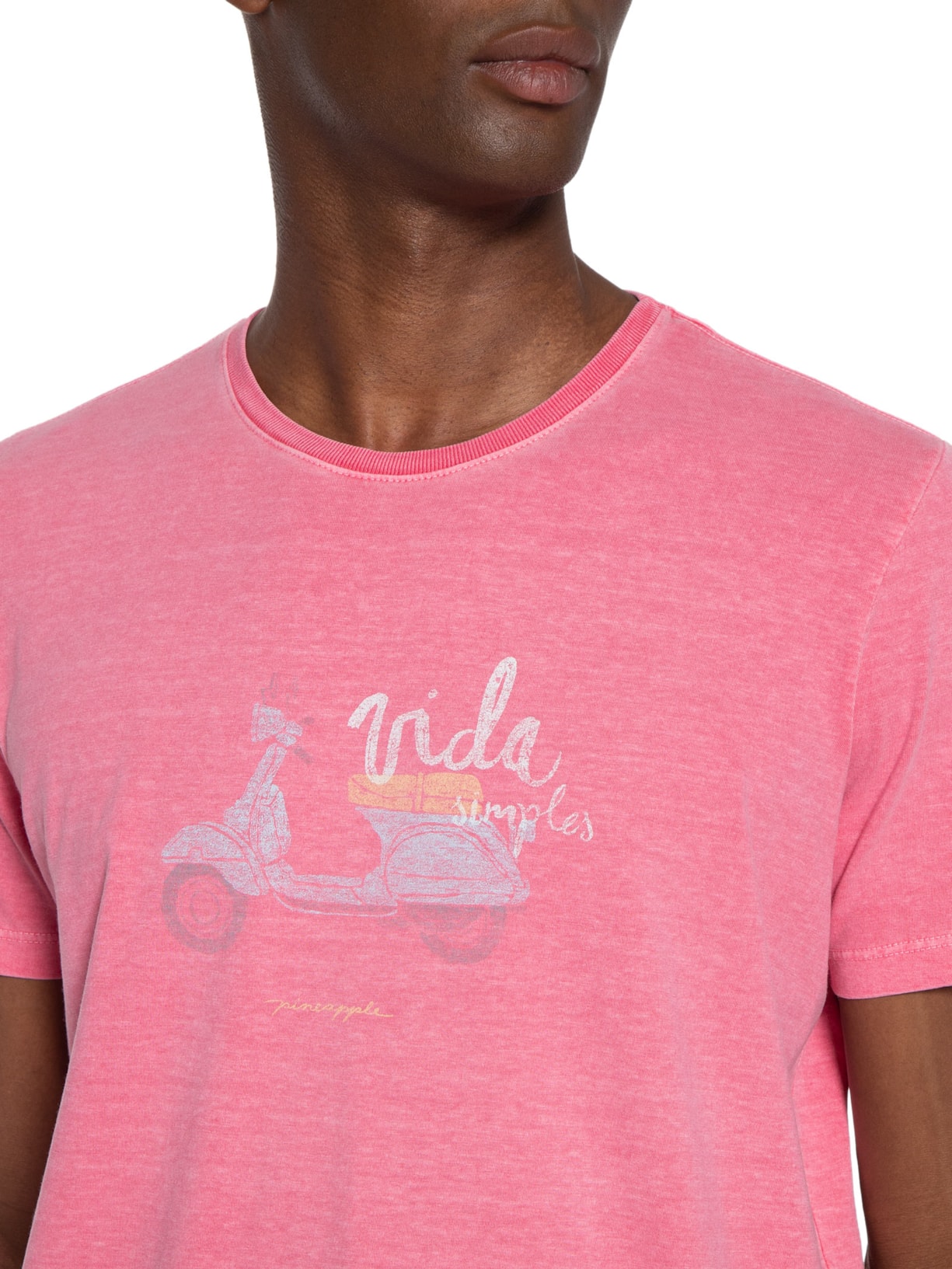 Camiseta Masculina Silkada Lambreta Rosa Pineapple