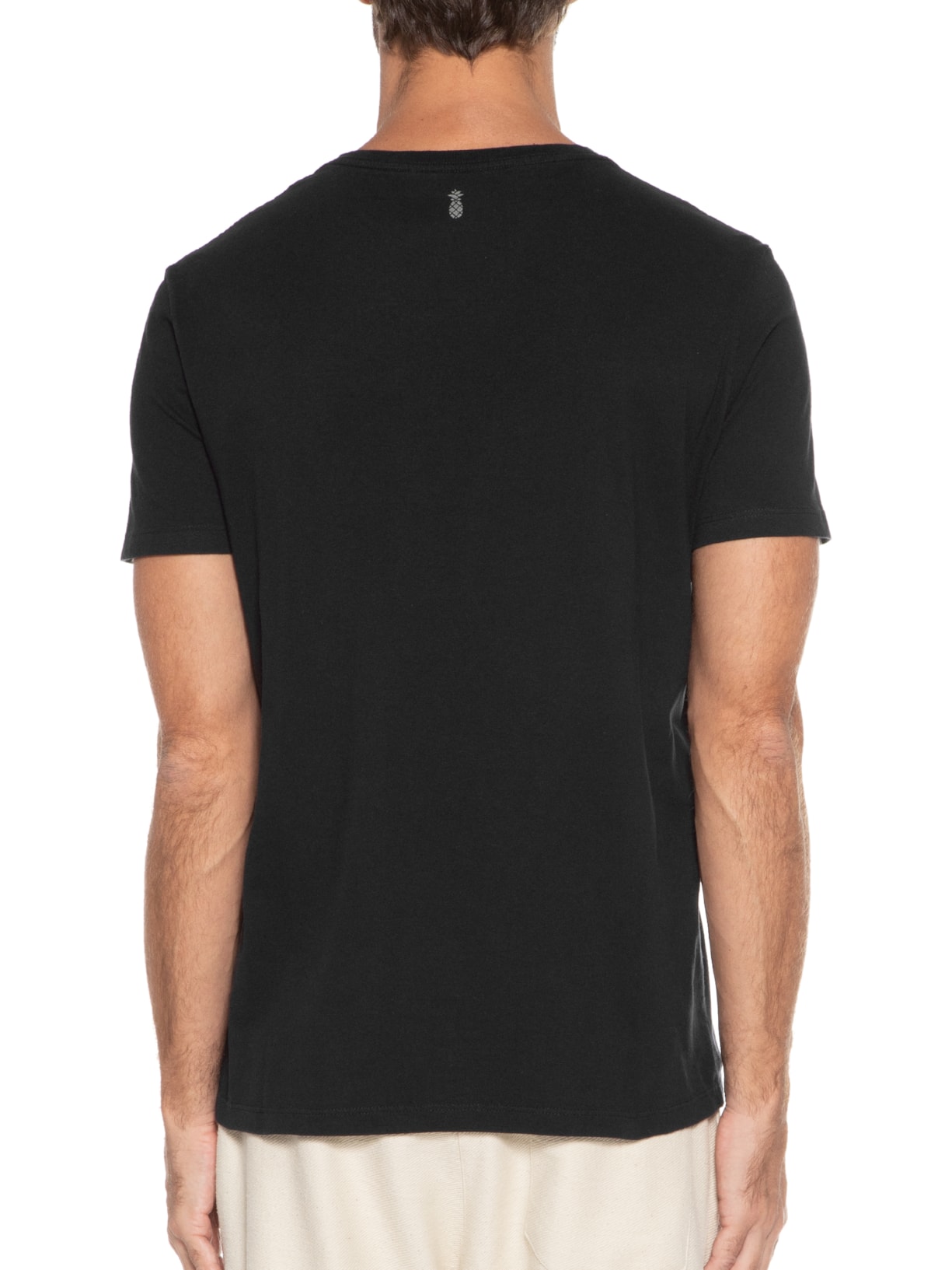 Camiseta Masculina Silkada Sempre No Paraíso Preto Pineapple