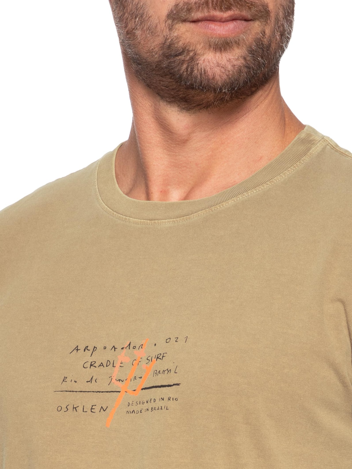 Camiseta Masculina Slim Stone Surfing Scribble Bege Osklen