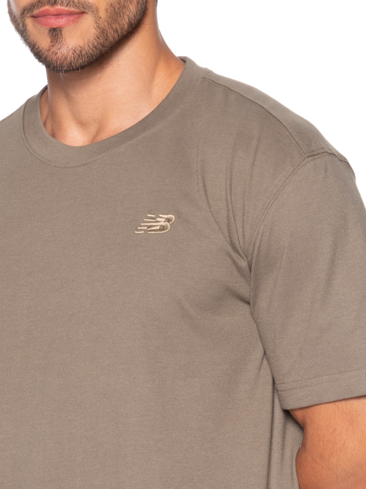 Camiseta Masculina Small Logo Marrom New Balance