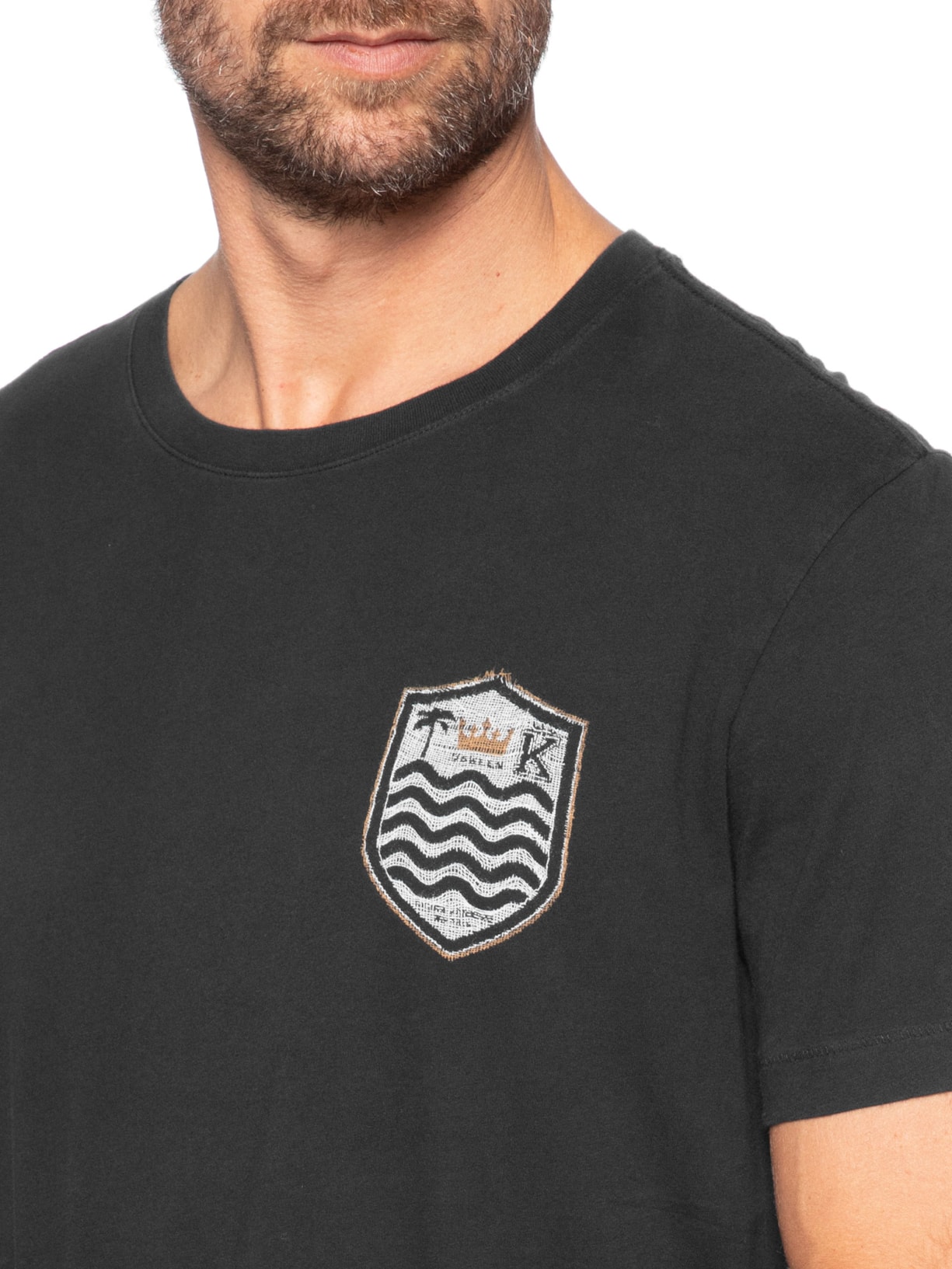 Camiseta Masculina Soft Used Brasão Destroyed Preto Osklen